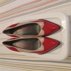 MIU MIU Red and Grey Spectstors